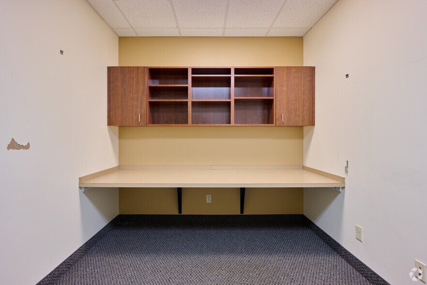 More Photos Of 1170 Pittsford-Victor Rd, Pittsford Office For Sale