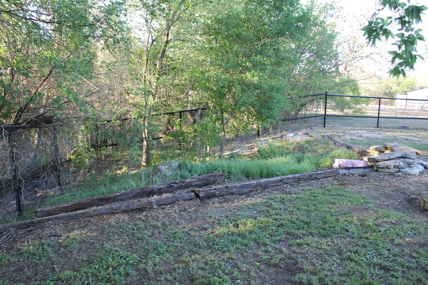 More Photos Of 986 Shiloh Rd, Bastrop Land For Sale