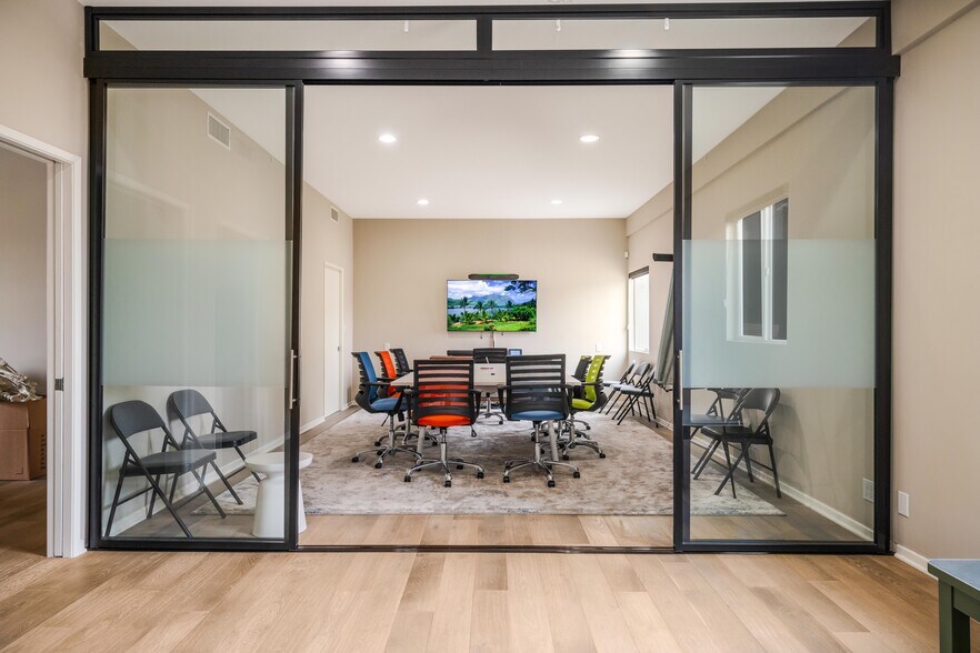 More Photos Of 11162 La Grange Ave, West Los Angeles Loft Creative Space For Sale