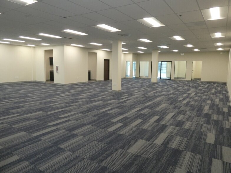 More Photos Of 6100-6120 San Fernando Rd, Glendale Office For Sale