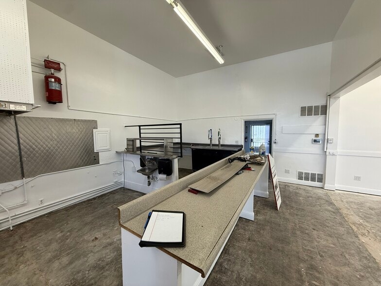 More Photos Of 1410-1464 Cary Ave, San Mateo General Retail For Lease
