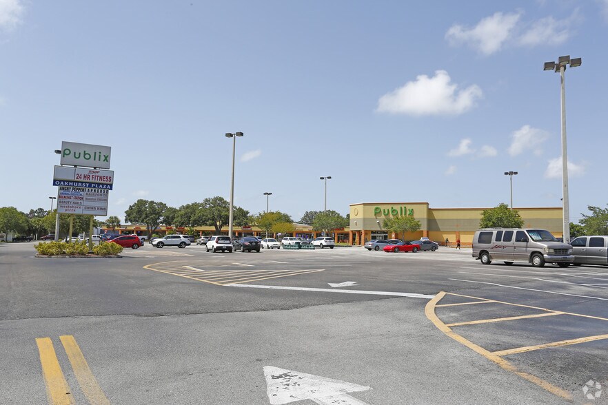 More Photos Of 9201-9394 Oakhurst Rd, Seminole Freestanding For Lease
