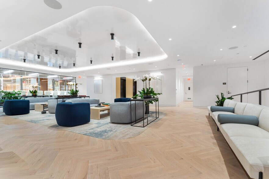 More Photos Of 43-45 E 53rd St, New York Office For Sale