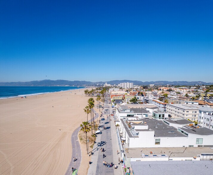 Primary Photo Of 701 Ocean Front Walk, Venice Unknown For Lease