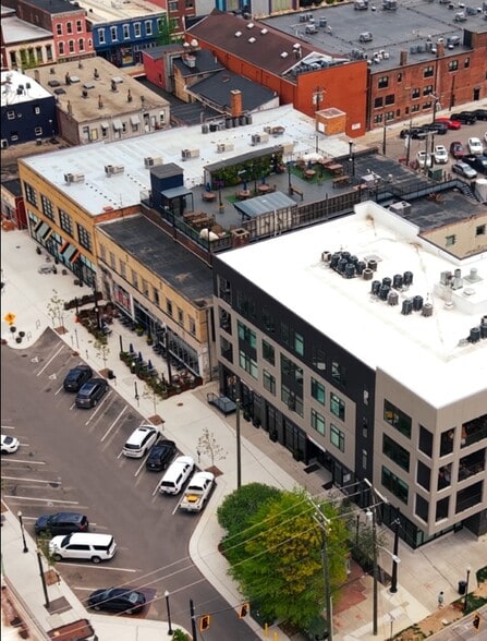 Primary Photo Of 45 W 7th St, Covington General Retail For Lease