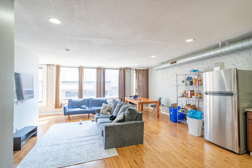 More Photos Of 31 Court St, Binghamton Storefront Retail Residential For Sale