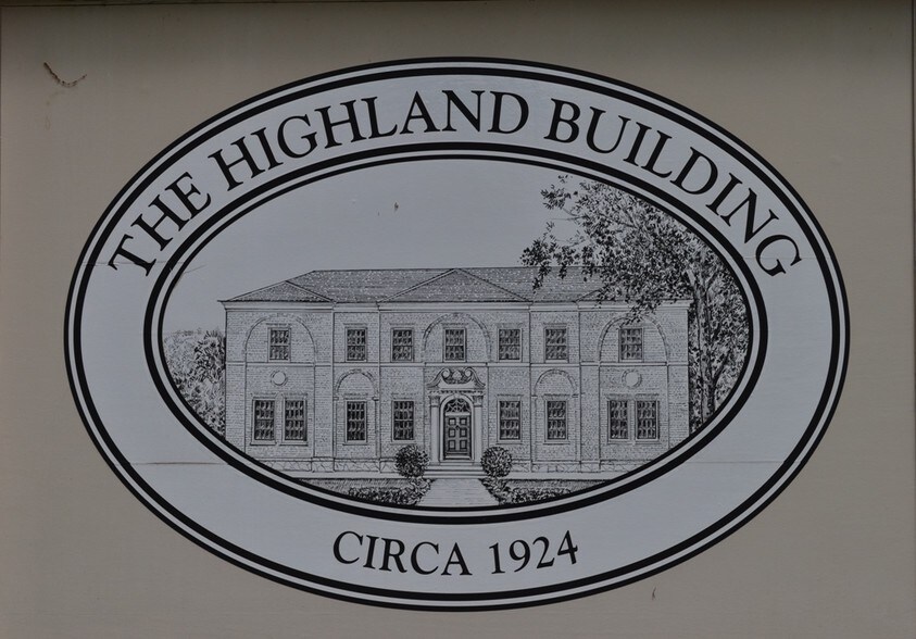 More Photos Of 675 Seminole Ave NE, Atlanta Office For Sale