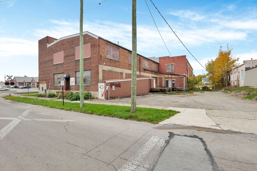 More Photos Of 435 N Elizabeth St, Lima Warehouse For Sale