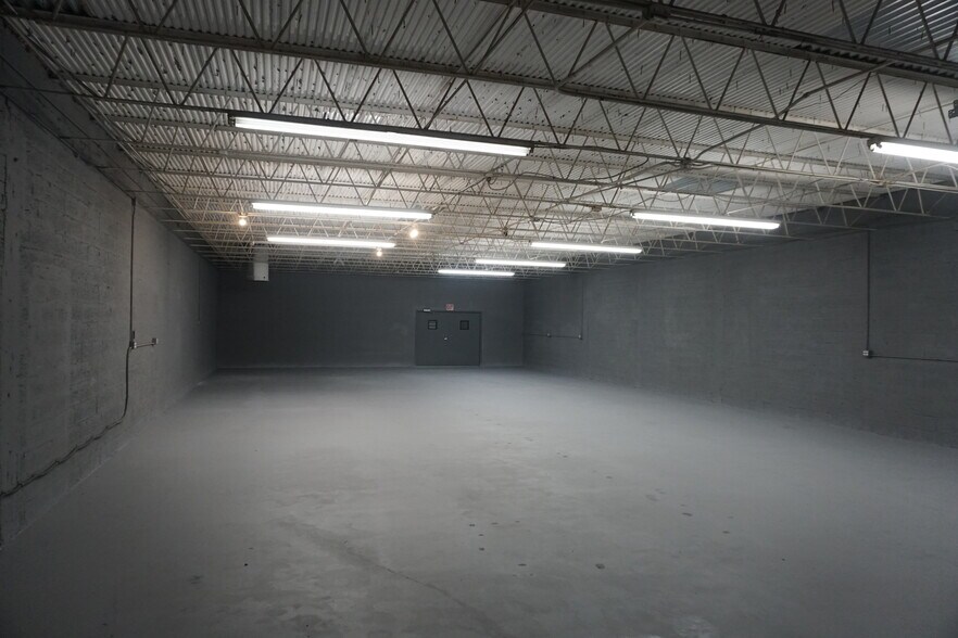 More Photos Of 1044 NE 44th St, Oakland Park Industrial For Sale