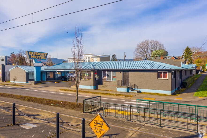 Primary Photo Of 4739 N Interstate Ave, Portland Hotel For Sale