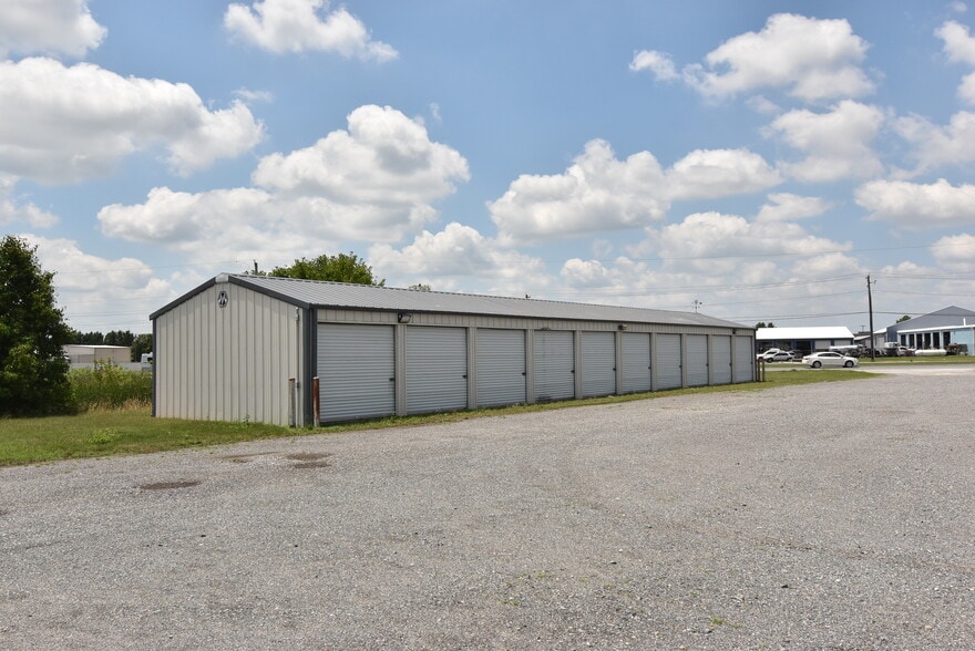 Primary Photo Of 20641 Sussex Hwy, Seaford Warehouse For Lease