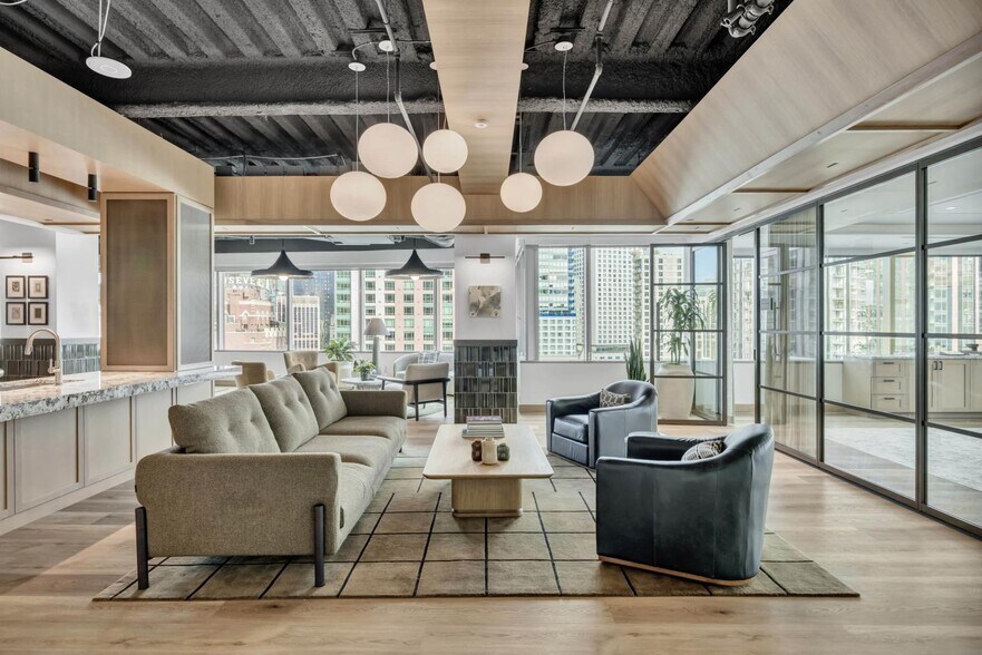 More Photos Of 701 Pike St, Seattle Office For Lease