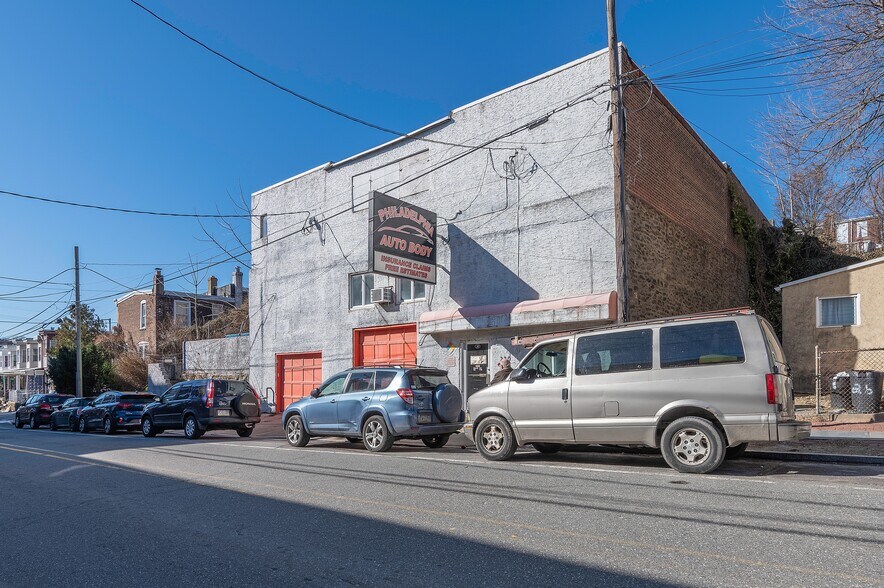More Photos Of 230 Leverington Ave, Philadelphia Auto Repair For Sale