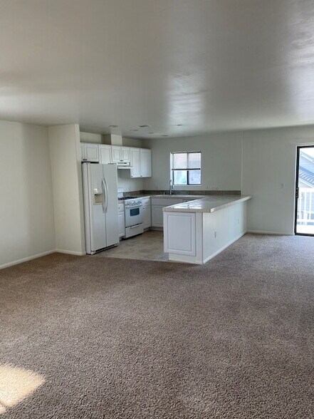 More Photos Of 1053-1065 E Santa Clara St, Ventura Apartments For Sale