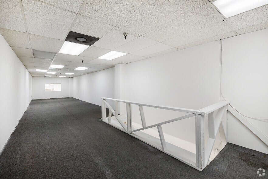 More Photos Of 510 E Olympic Blvd, Los Angeles Storefront Retail Office For Sale