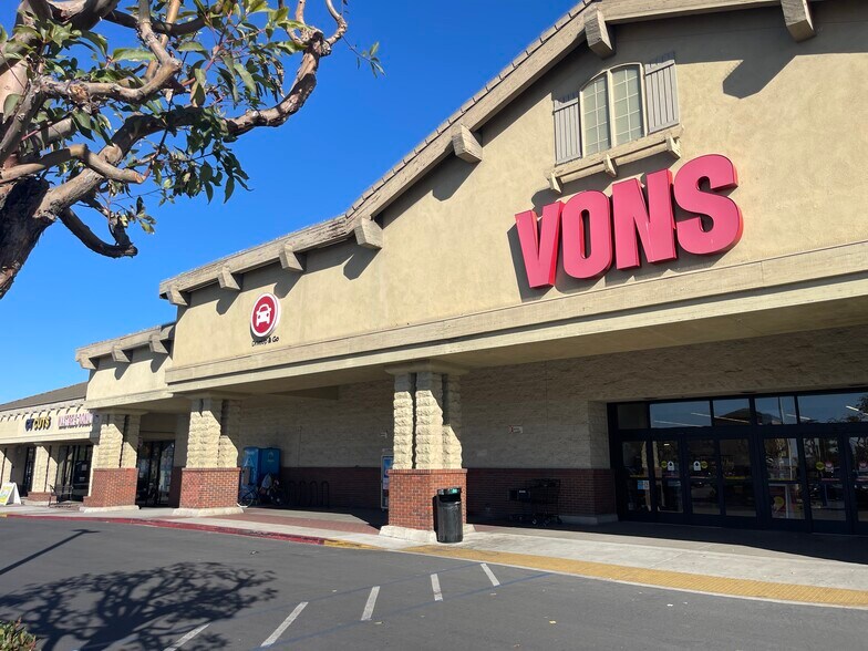 More Photos Of 400-450 S Ventura Rd, Oxnard Unknown For Lease