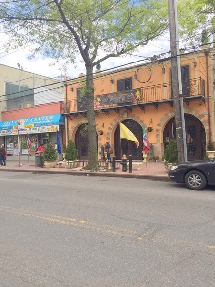 More Photos Of 222 Avenue U, Brooklyn Restaurant For Sale