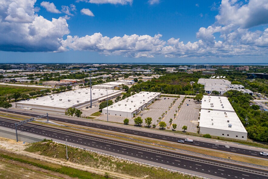 More Photos Of 2600 118th Ave N, Saint Petersburg Light Distribution For Lease