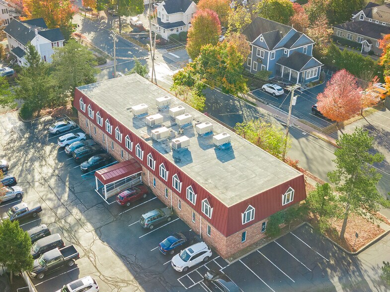 More Photos Of 385 Clinton Ave, Wyckoff Medical For Sale