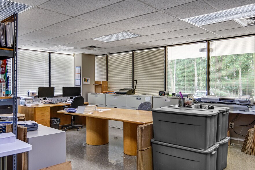 More Photos Of 101 Laurel Rd, Voorhees Office For Lease