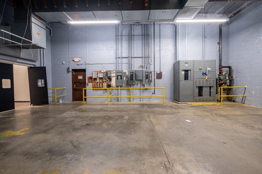 More Photos Of 1388 Warren Coleman Blvd, Concord Department Store For Sale