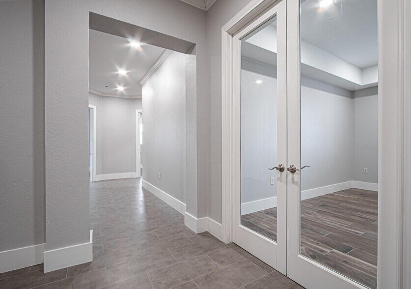 More Photos Of 2250 Pool Rd, Grapevine Office Residential For Sale