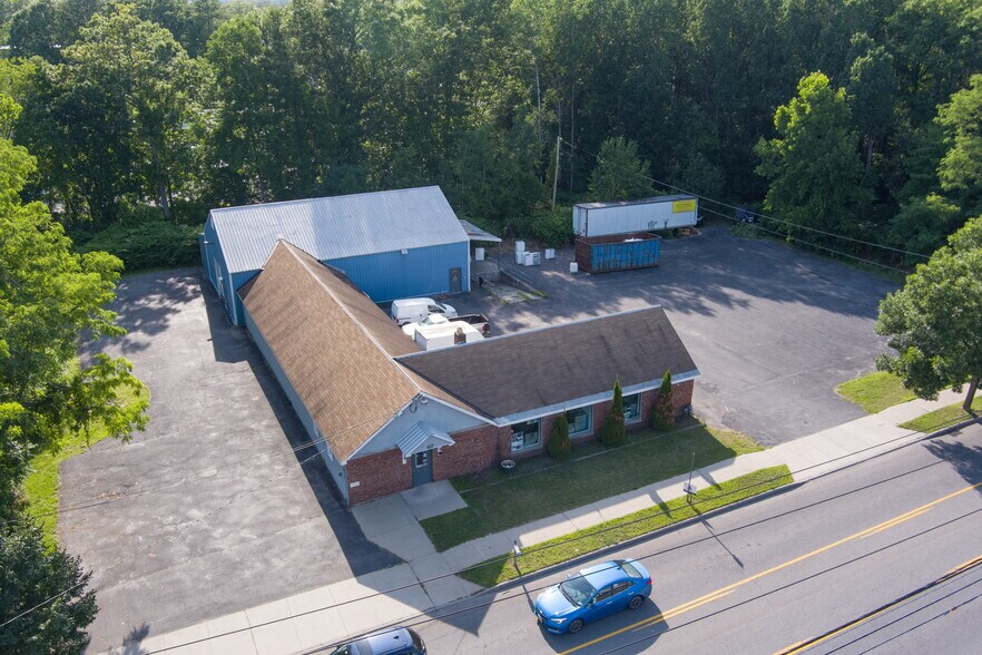 More Photos Of 67 West Ave, Saratoga Springs Freestanding For Sale