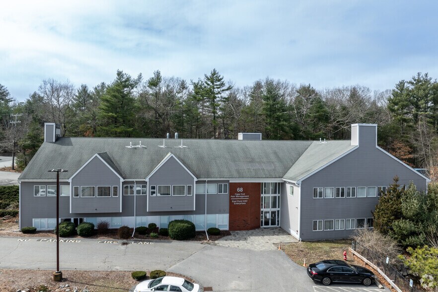 More Photos Of 68 N Main St, Carver Medical For Sale