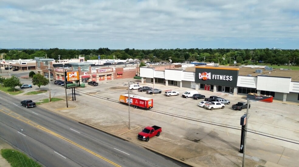 More Photos Of 7511-7525 SE 15th St, Midwest City Unknown For Lease