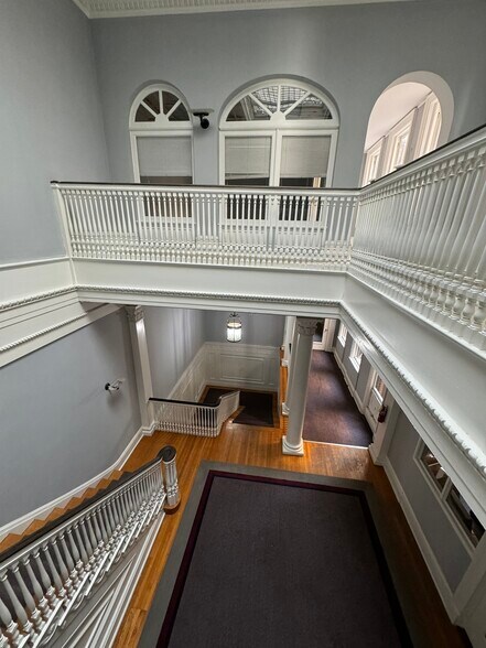 More Photos Of 1106 N Charles St, Baltimore Office For Sale