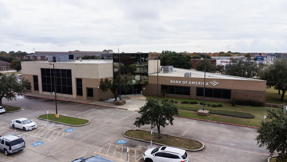 More Photos Of 4000 Garth Rd, Baytown Medical For Sale