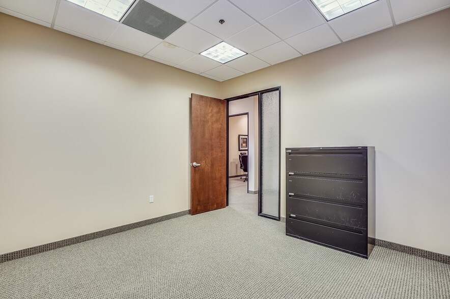 More Photos Of 2420 S Power Rd, Mesa Office For Sale