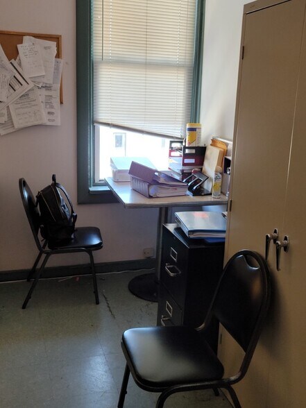 More Photos Of 3265 W Armitage Ave, Chicago Office Residential For Sale