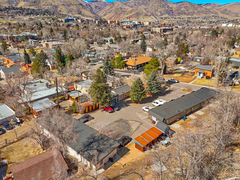 More Photos Of 403 23rd St, Golden Apartments For Sale