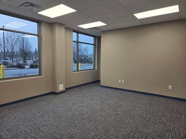 More Photos Of 12509 E Mirabeau Pky, Spokane Valley Medical For Lease