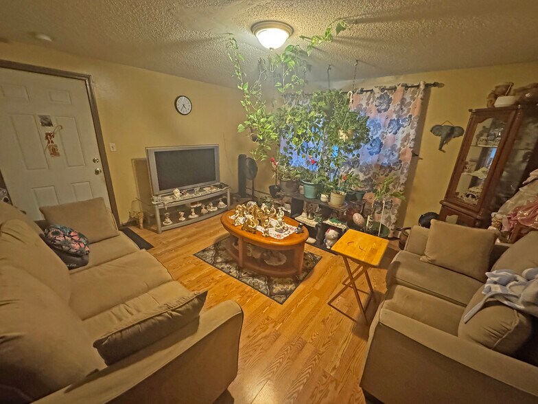 More Photos Of , Hartford Multifamily For Sale