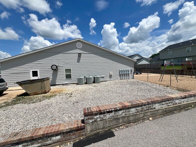 More Photos Of 19788 Sackett Ln, Waynesville Office For Sale