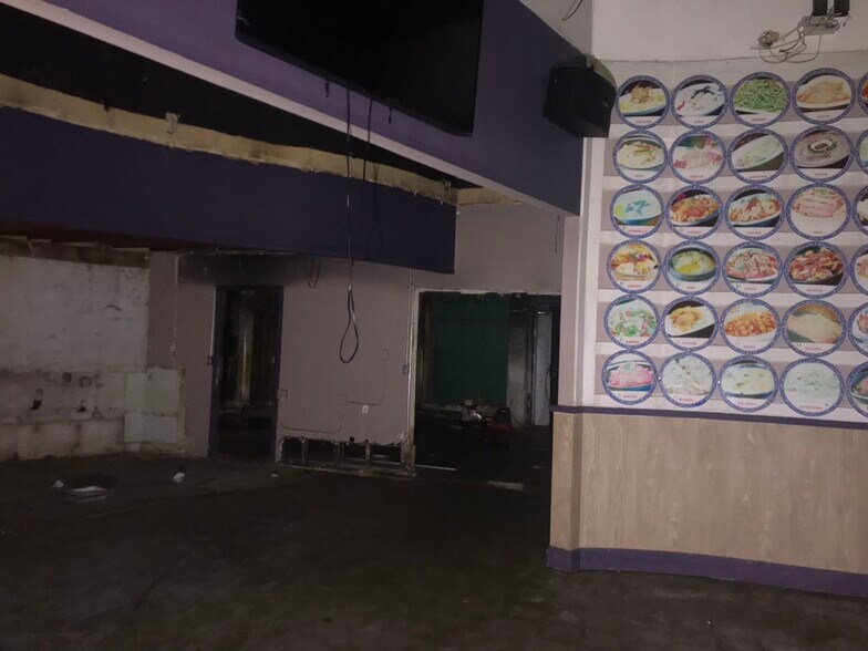 More Photos Of 744 El Camino Real, South San Francisco Restaurant For Lease
