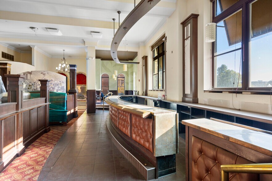 More Photos Of 22 Clinton Ave, Albany Office Residential For Sale