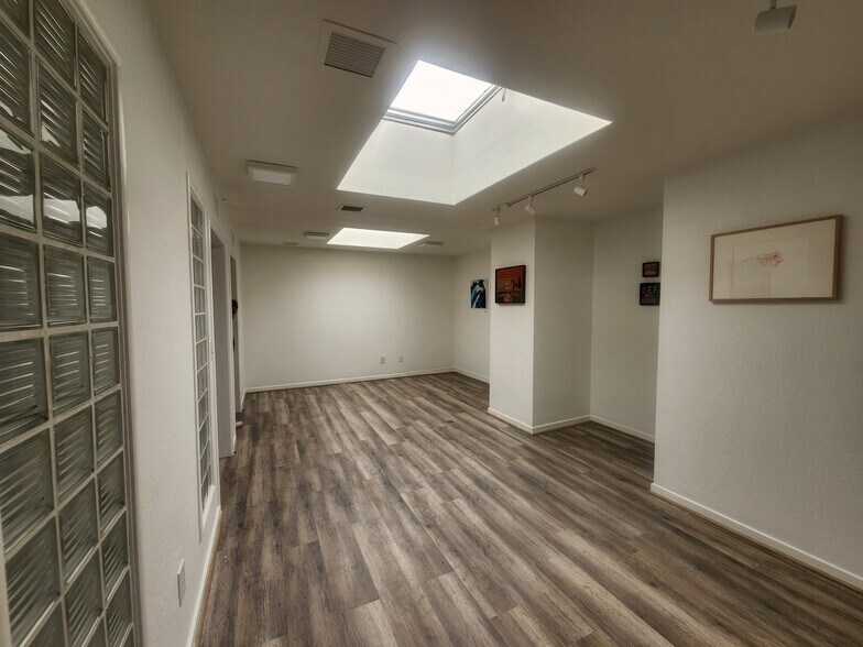 More Photos Of 6472-6480 Moraga Ave, Oakland Storefront Retail Office For Lease