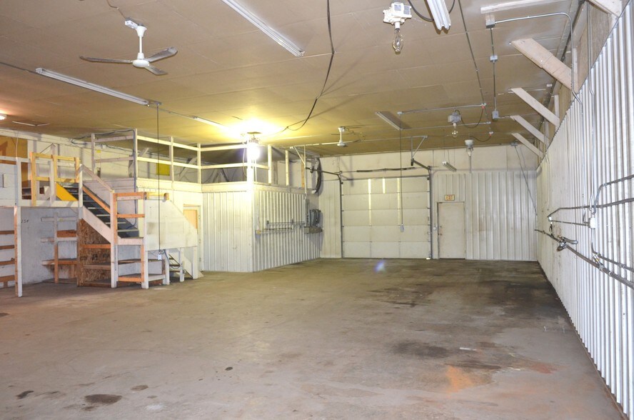 More Photos Of 16609 State Highway 371, Brainerd Manufacturing For Sale