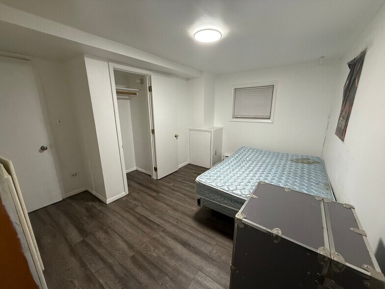 More Photos Of 3100 N LeClaire Ave, Chicago Apartments For Sale