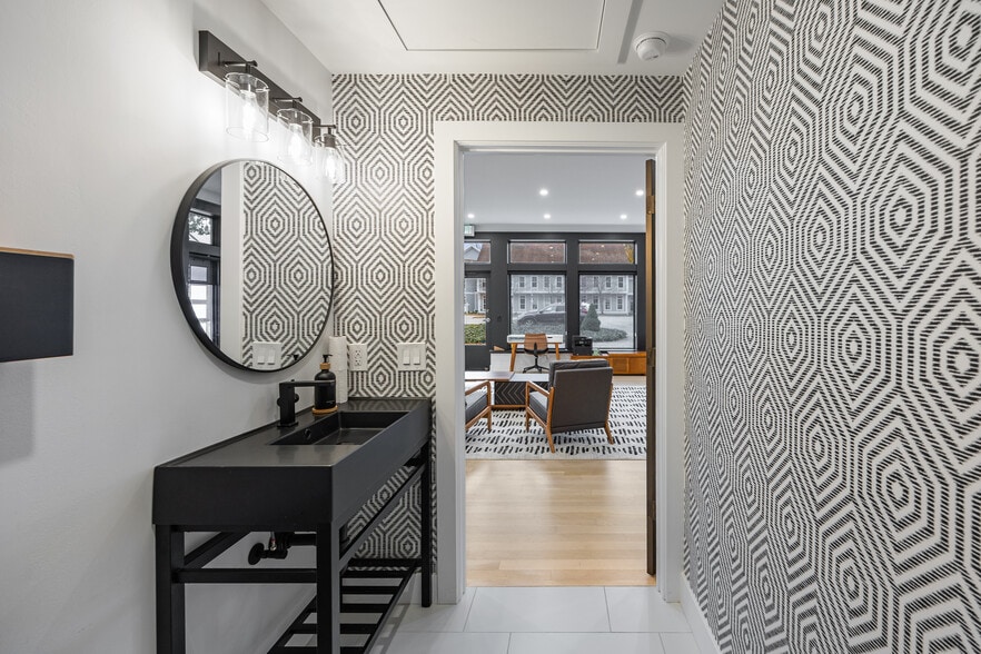 More Photos Of 25 N Main St, Kent Storefront Retail Office For Sale