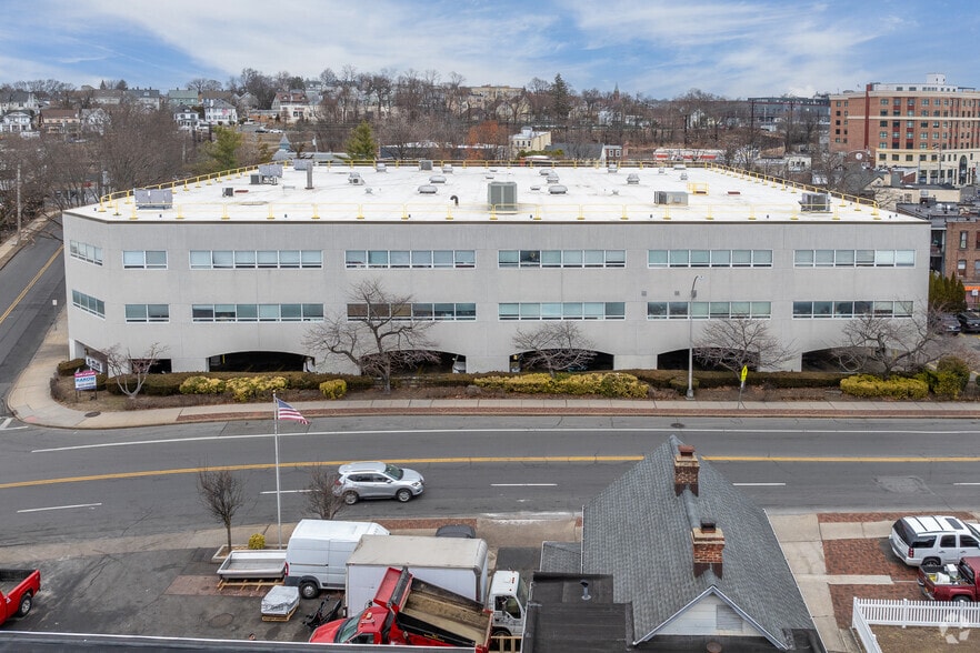 More Photos Of 10 Midland Ave, Port Chester Light Manufacturing For Lease