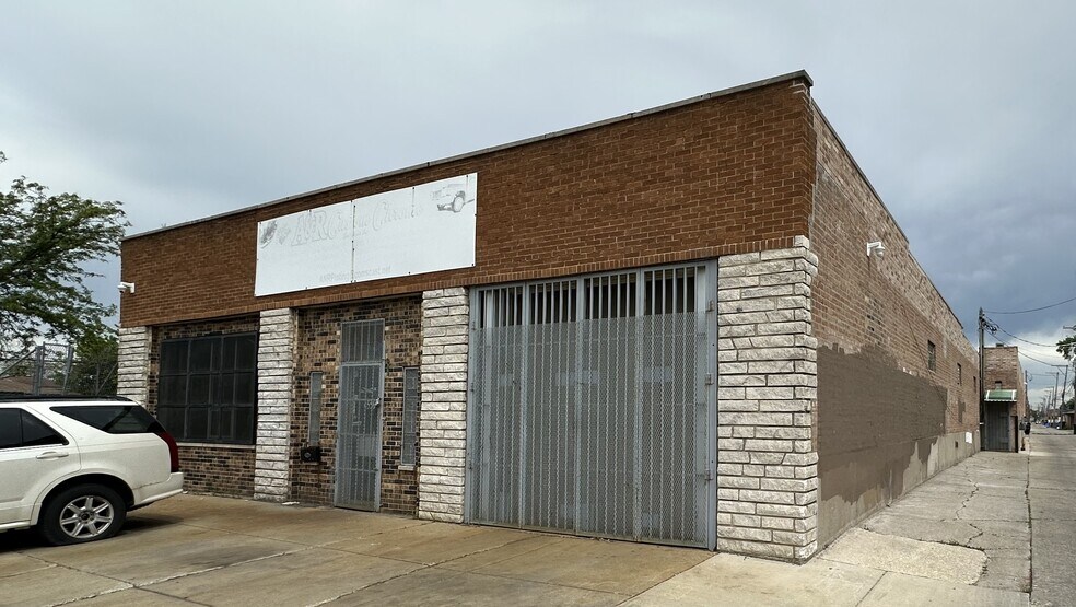 More Photos Of 4556 W 62nd St, Chicago Warehouse For Sale