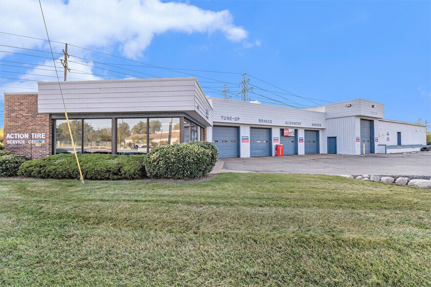 Primary Photo Of G4112 S Dort Hwy, Burton Auto Repair For Sale