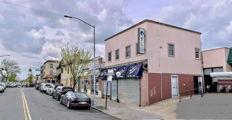 Primary Photo Of 15011 14th Ave, Whitestone Restaurant For Lease