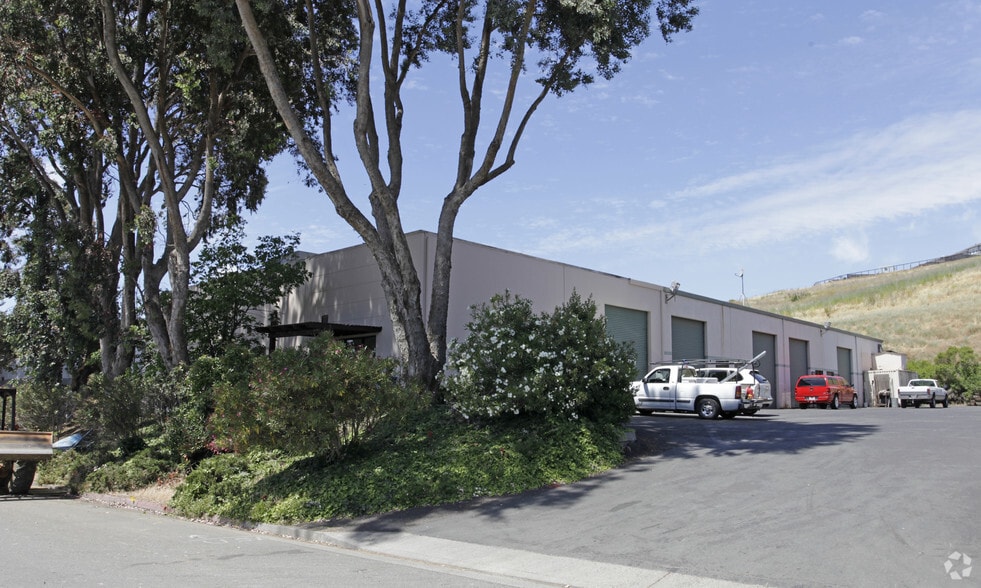 Primary Photo Of 320 W Channel Rd, Benicia Warehouse For Lease
