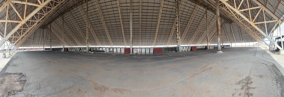 More Photos Of 1701 E Highway 114, Levelland Manufacturing For Sale