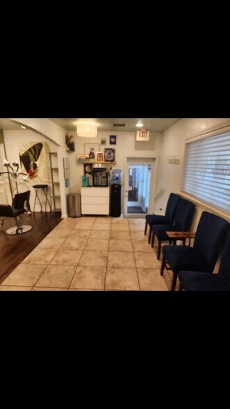 Primary Photo Of 4801-4805 Rainbow Blvd, Westwood Loft Creative Space For Lease